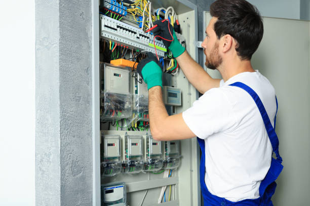 Best Local Electrician Companies  in Woodinville, WA